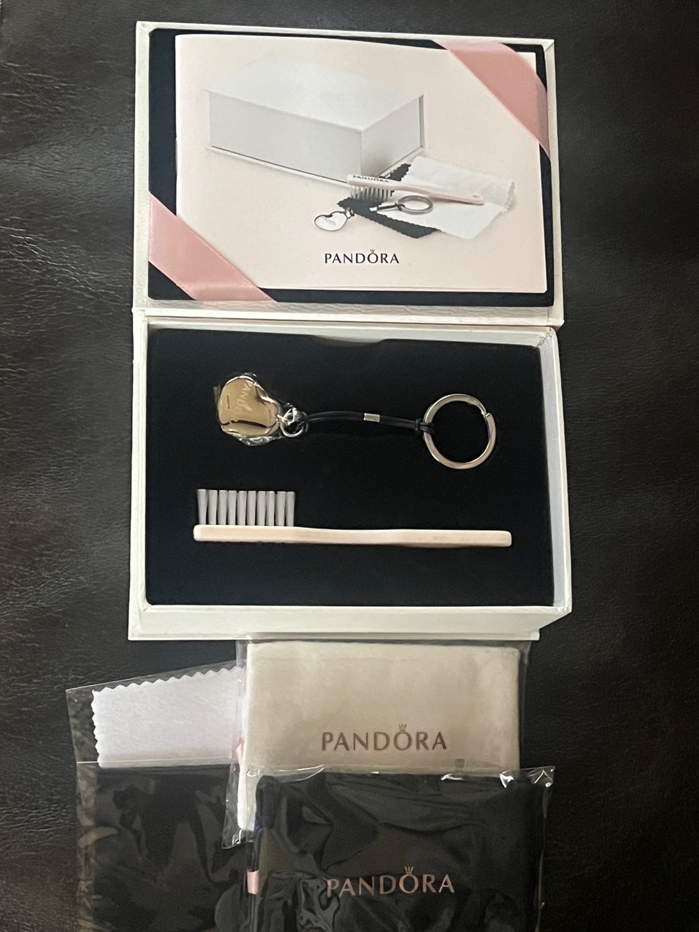 Pandora Silver Heart Keyring with Brush and cleaning cloths